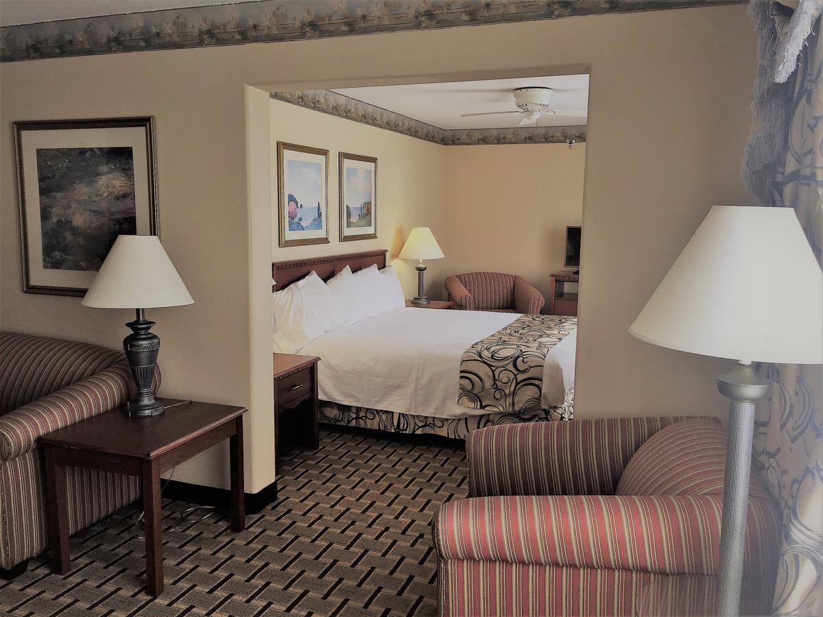 Baymont By Wyndham Waterford/Burlington Wi Hotel Exterior foto